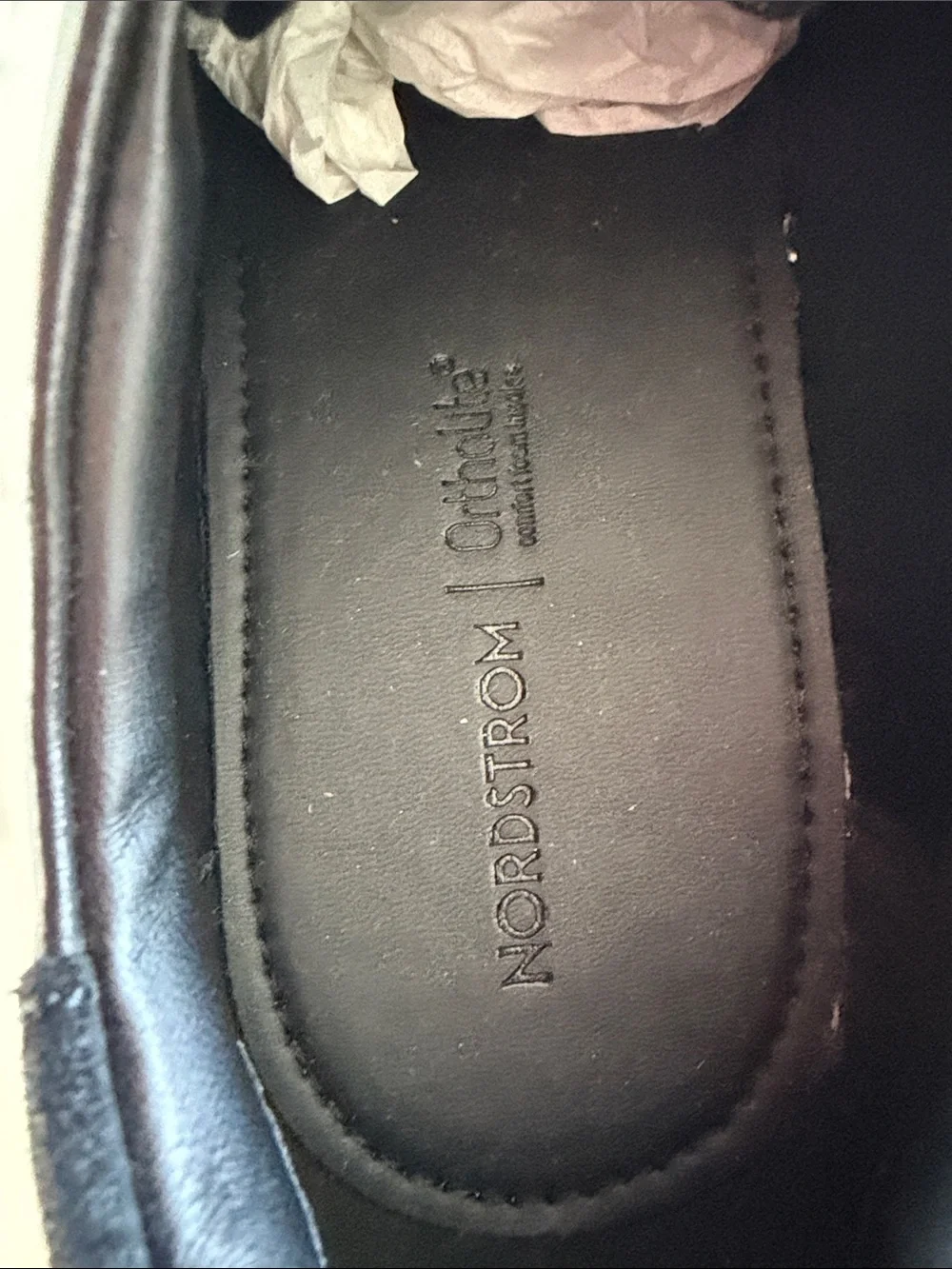 ✨like New✨Nordstrom Black Leather Low-Top Sneakers with White Sole